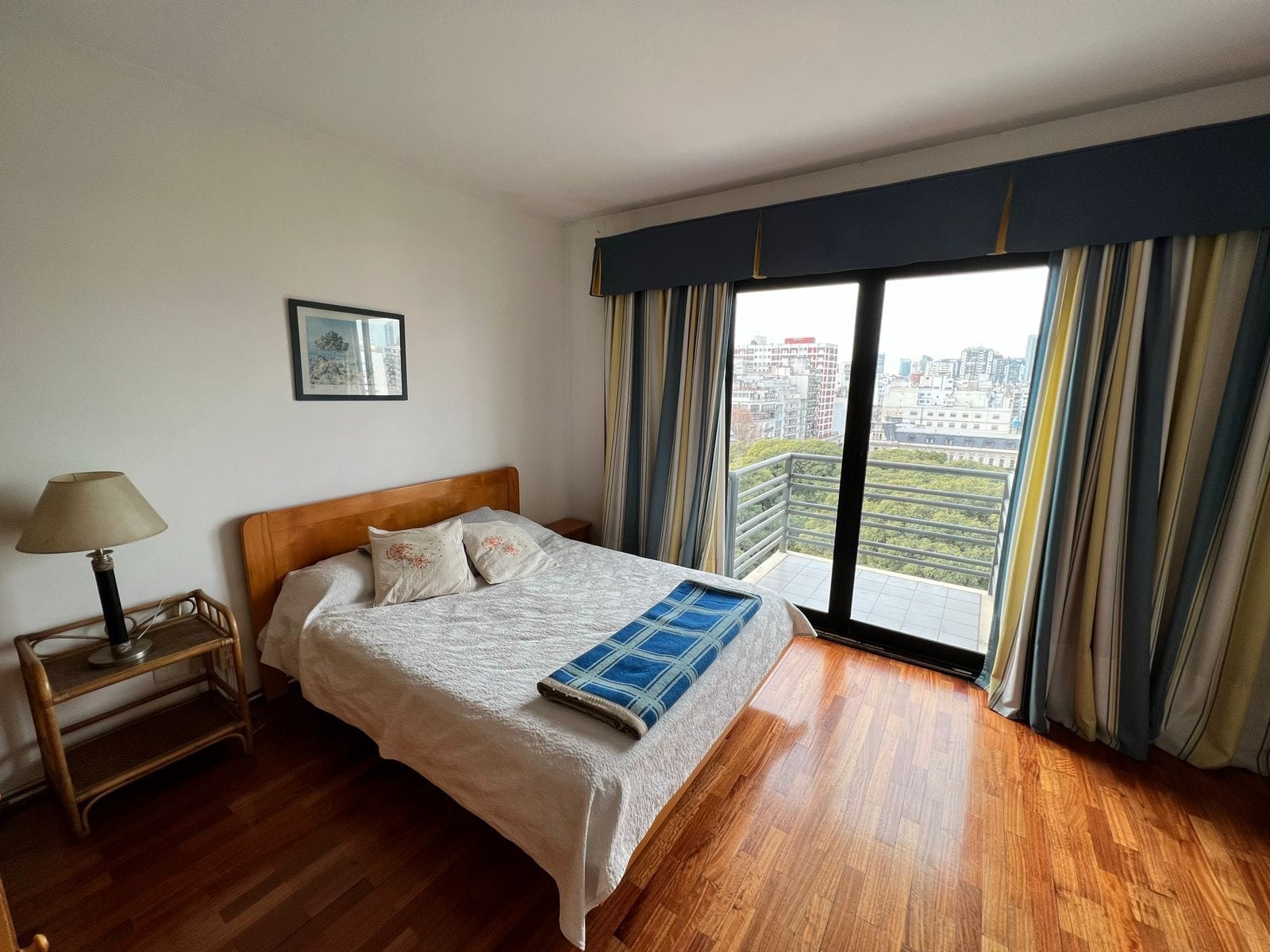Foto de Depto para 2 y 3 personas, Av. Callao 966